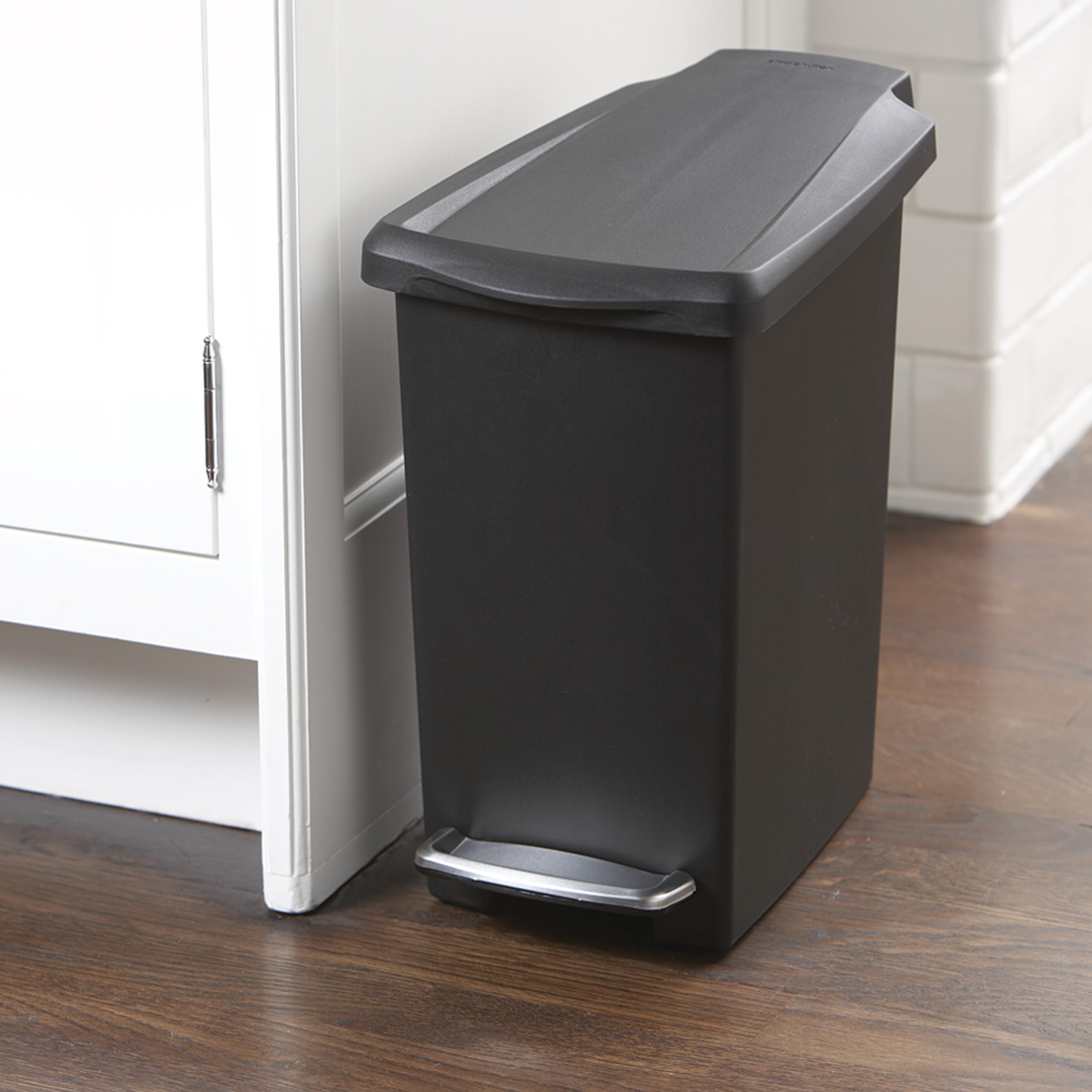 simplehuman-treteimer-cw1329-10-l-schwarzer-kunststoff-schmal image 3