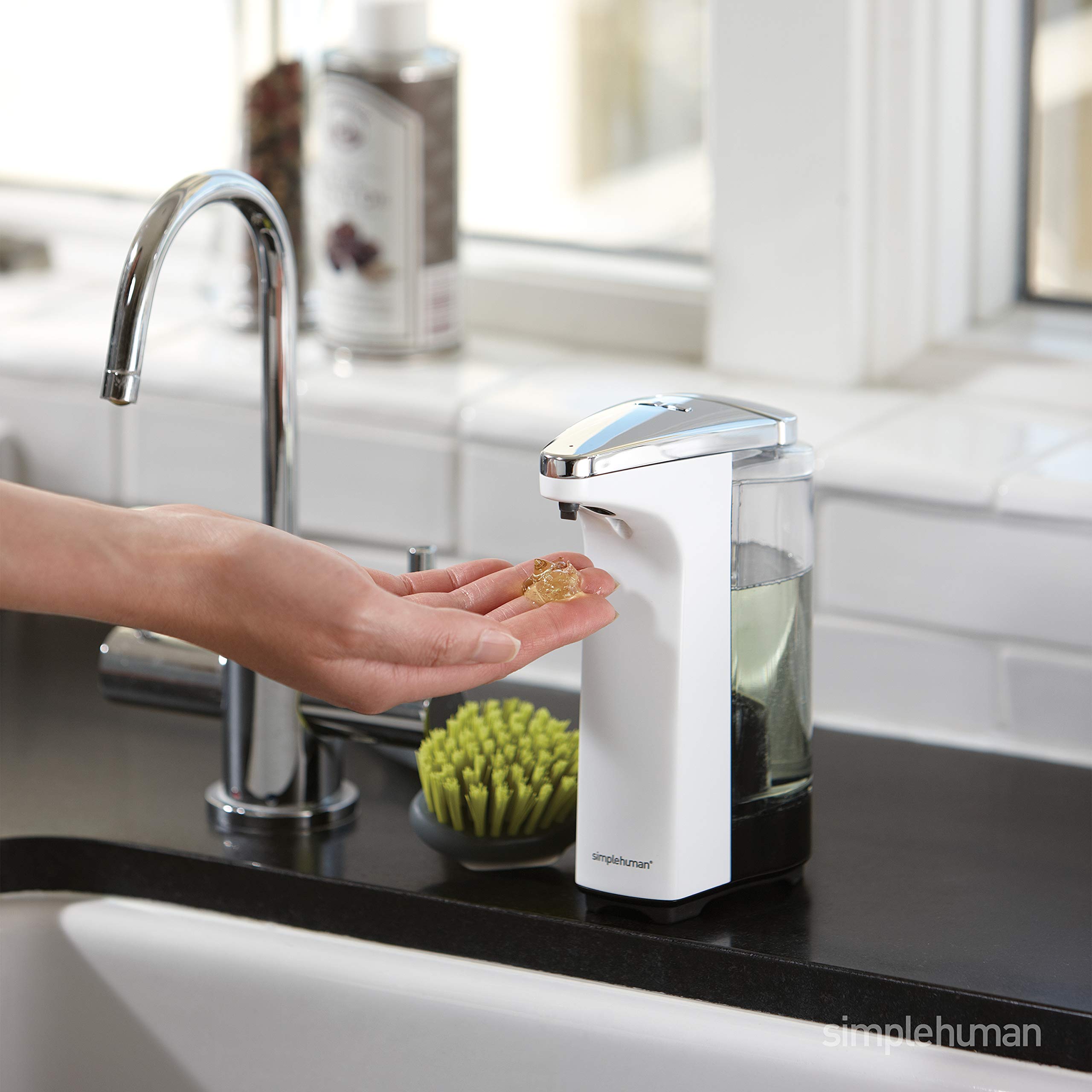 simplehuman-st1018-sensorspender-237-ml-wei-seifenspender image 3