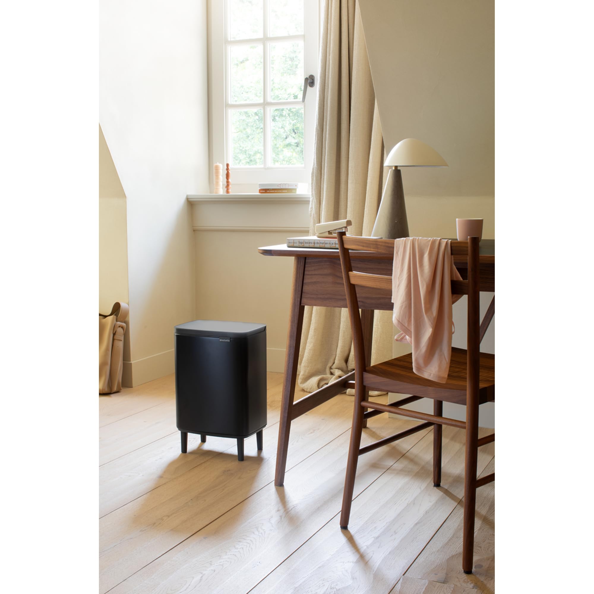 brabantia-bo-hi-m-lleimer-12-l-mattschwarz-mit-soft-close image 8