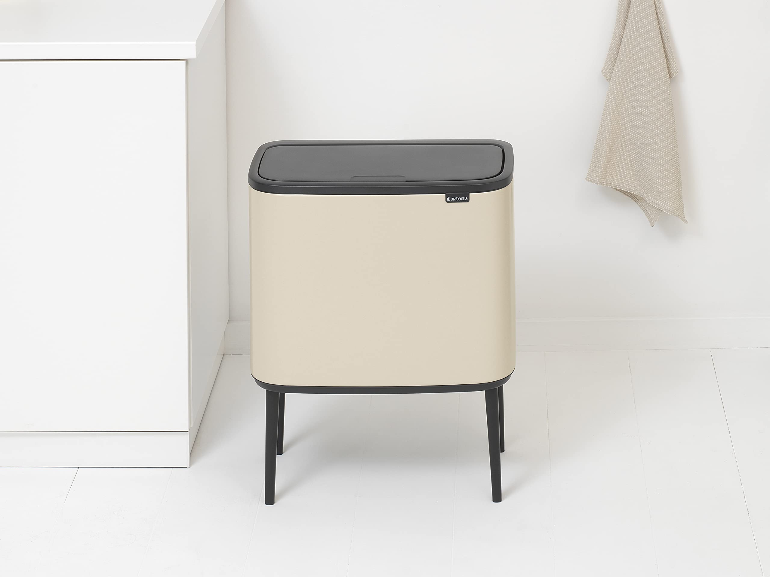brabantia-bo-touch-bin-m-lleimer-23-11-l-soft-beige-trenner image 7