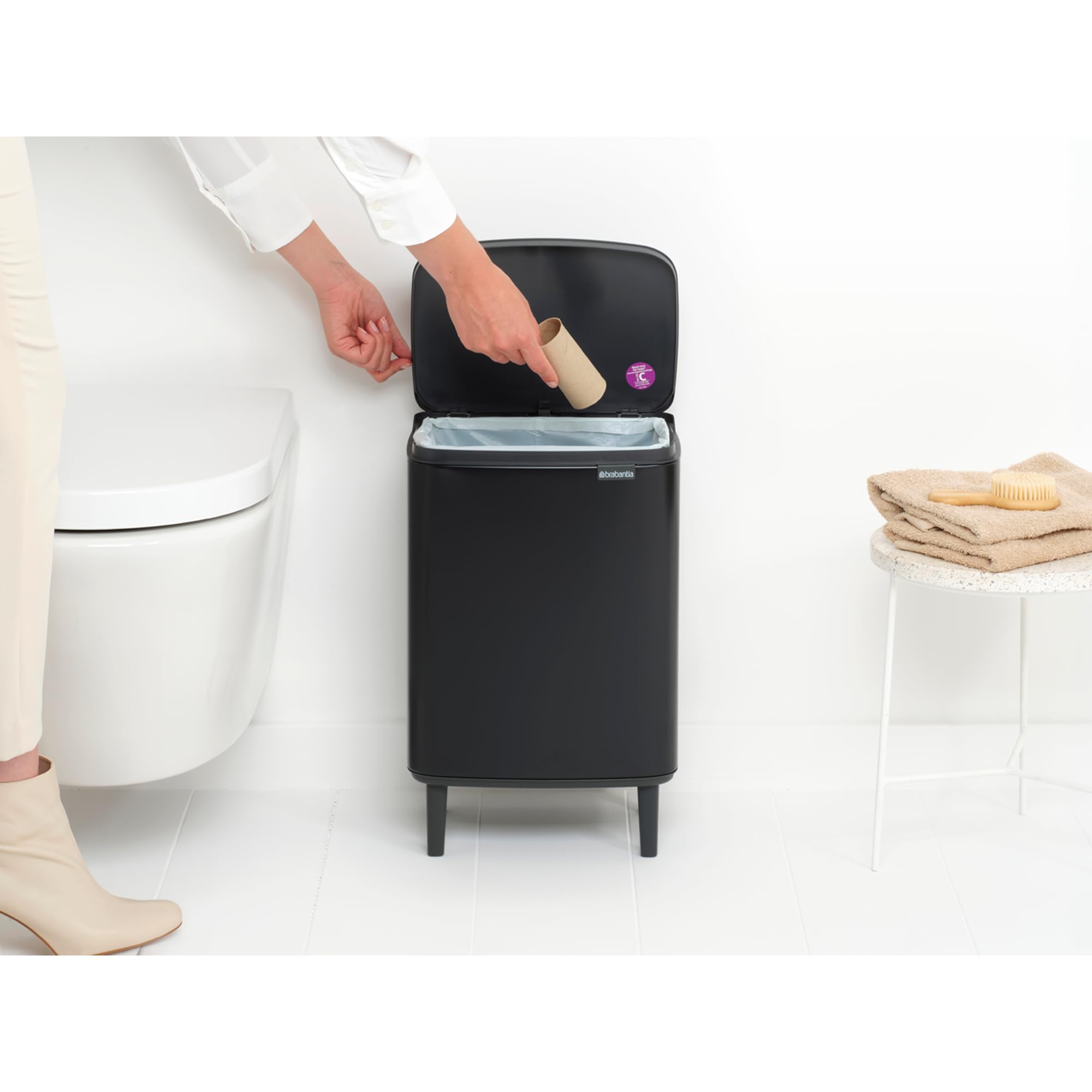 brabantia-bo-hi-m-lleimer-12-l-mattschwarz-mit-soft-close image 7