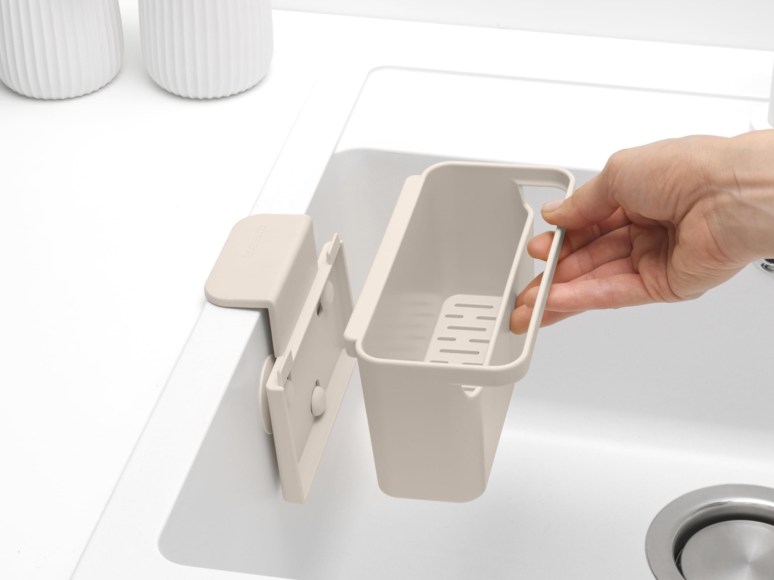 brabantia-sinkside-sp-lbecken-organizer-soft-beige-saugn-pfe image 4