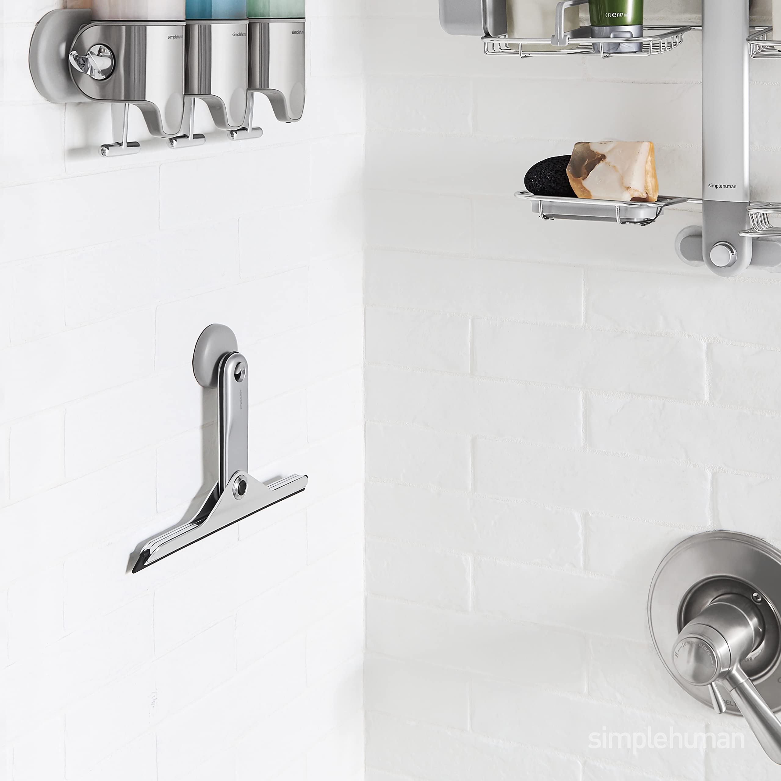 simplehuman-bt1071-duschabzieher-faltbar-zink-rostfrei image 4