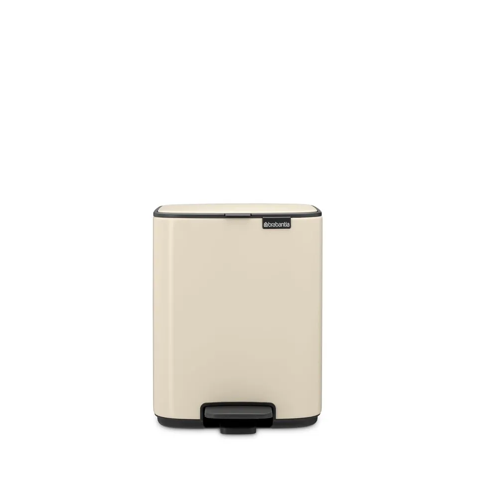 brabantia-bo-treteimer-7l-beige-mit-pedal-soft-close image 1