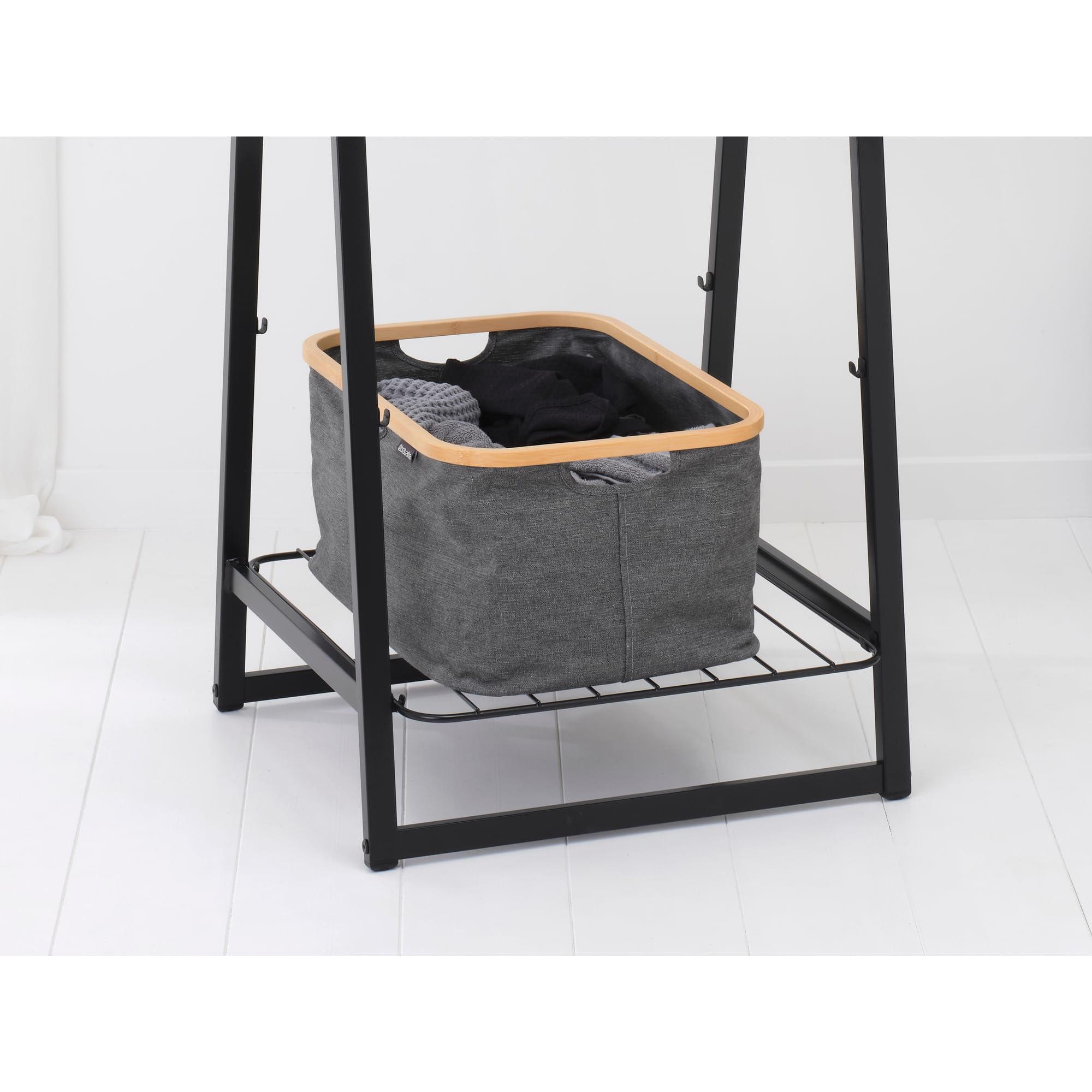 brabantia-w-schekorb-40l-faltbar-pepper-black-bambus-w-schesammler image 7