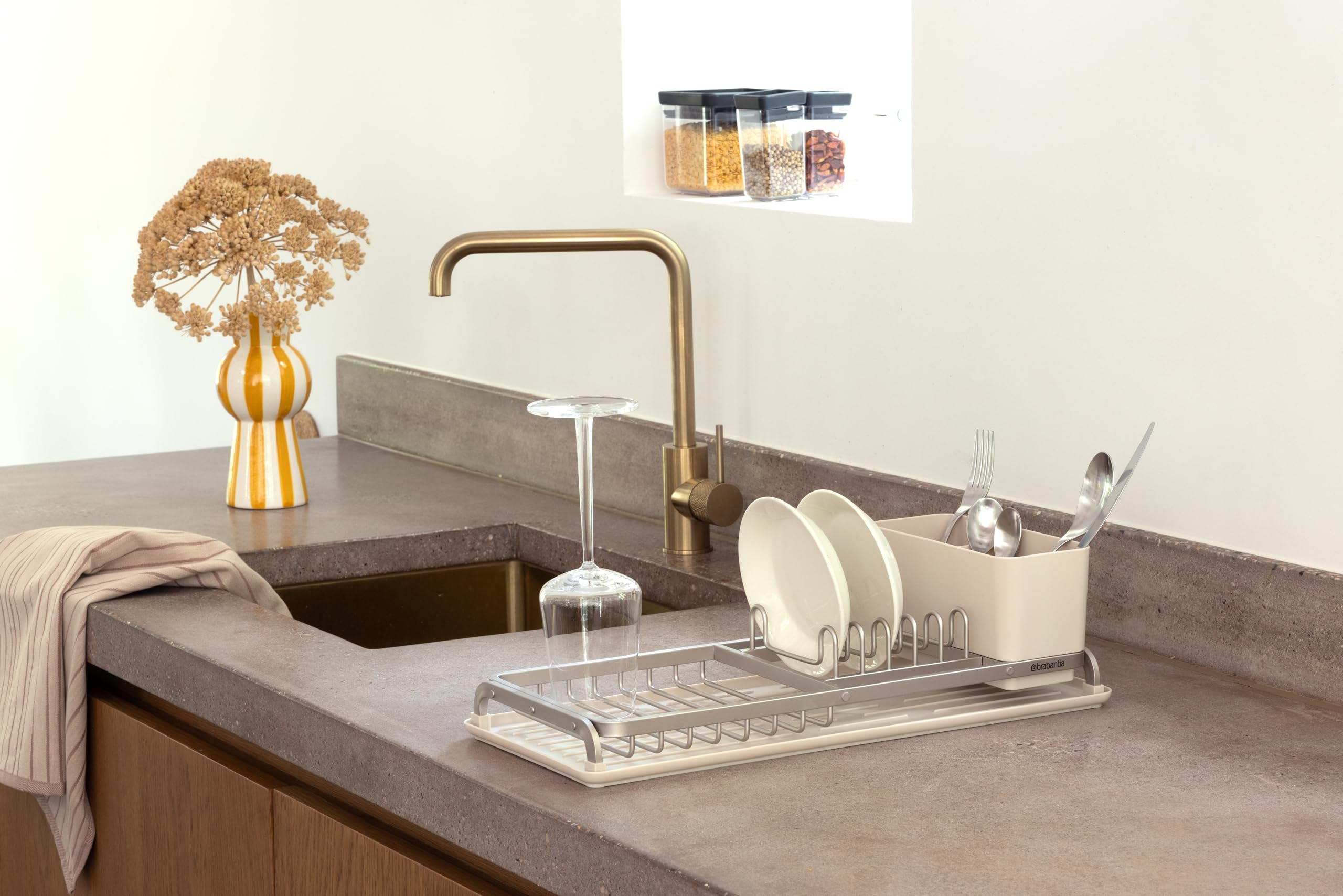 brabantia-sinkside-geschirrabtropfgestell-klein-soft-beige-5-teller image 7